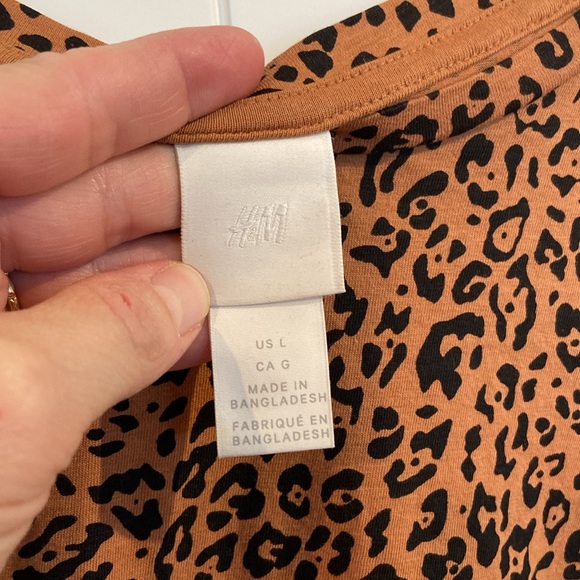 H&M tissue thin boxy cropped twist knot t-shirt L - Picture 4 of 5